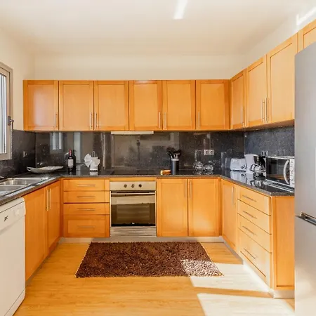 Angela- Madeira Group Casa de Férias