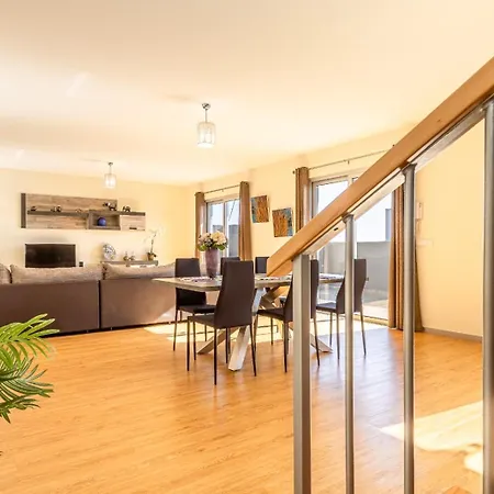 Angela- Madeira Group Hébergement de vacances *