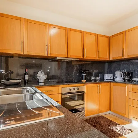 Angela- Madeira Group Casa de Férias Calheta (Madeira)