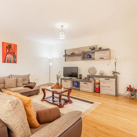 Angela- Madeira Group Casa de Férias *