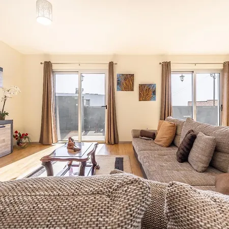 Hébergement de vacances Angela- Madeira Group *