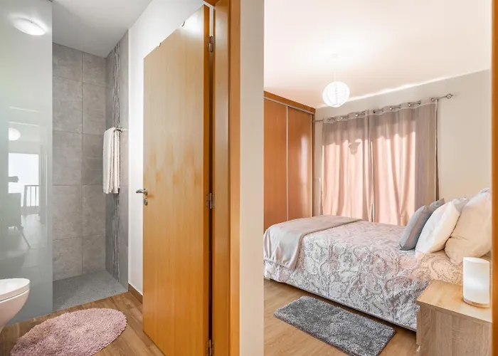 Angela- Madeira Group Holiday home *