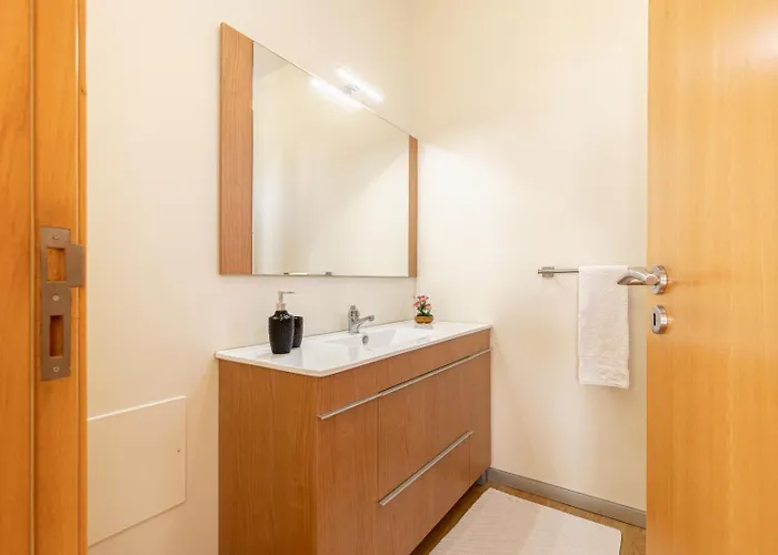 Angela- Madeira Group קלייטה