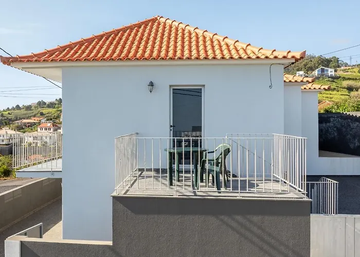 Angela- Madeira Group Holiday home *