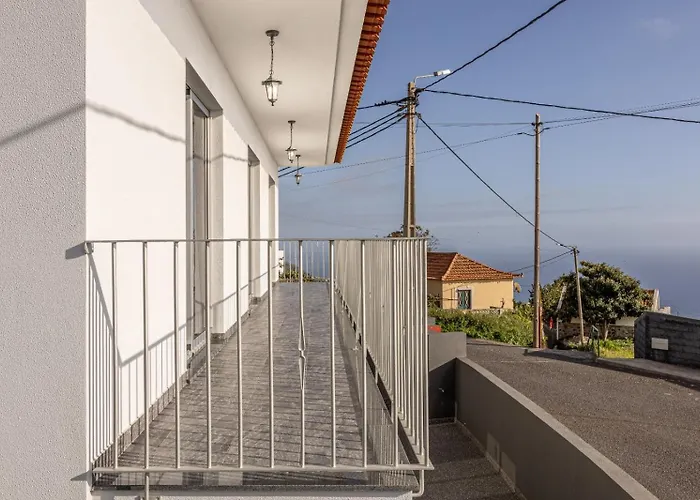 Angela- Madeira Group Calheta (Madeira)