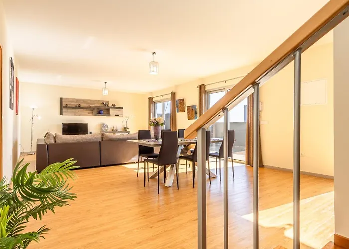 Angela- Madeira Group Holiday home *