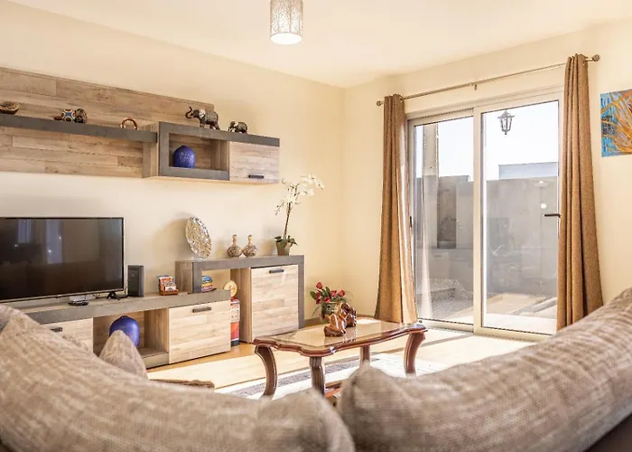 בית נופש Angela- Madeira Group *