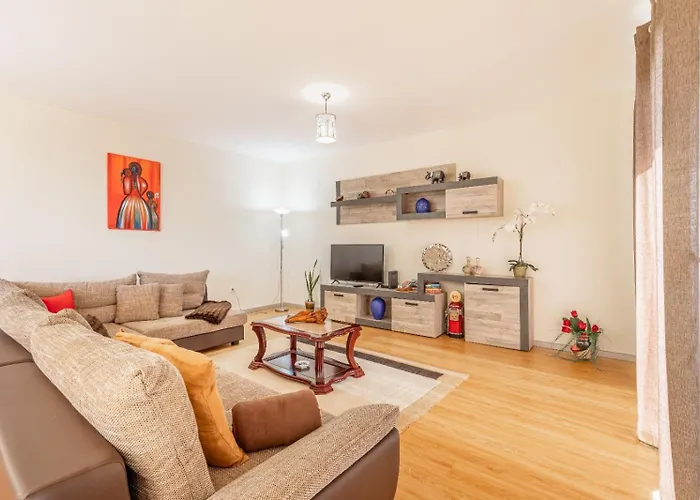 Angela- Madeira Group Holiday home *